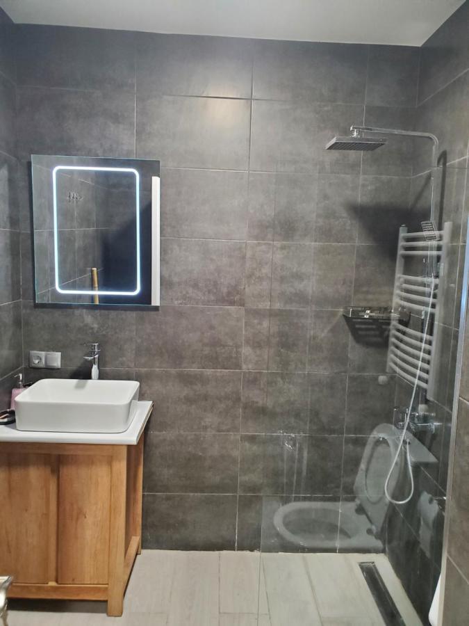 Cozy 1-Bedroom Unit In Tbilisi, With Amazing View Kültér fotó